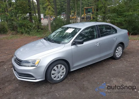 2015 Volkswagen Jetta 2.0L S z USA, uszkodzony, nr VIN 3VW2K7AJ9FM297436